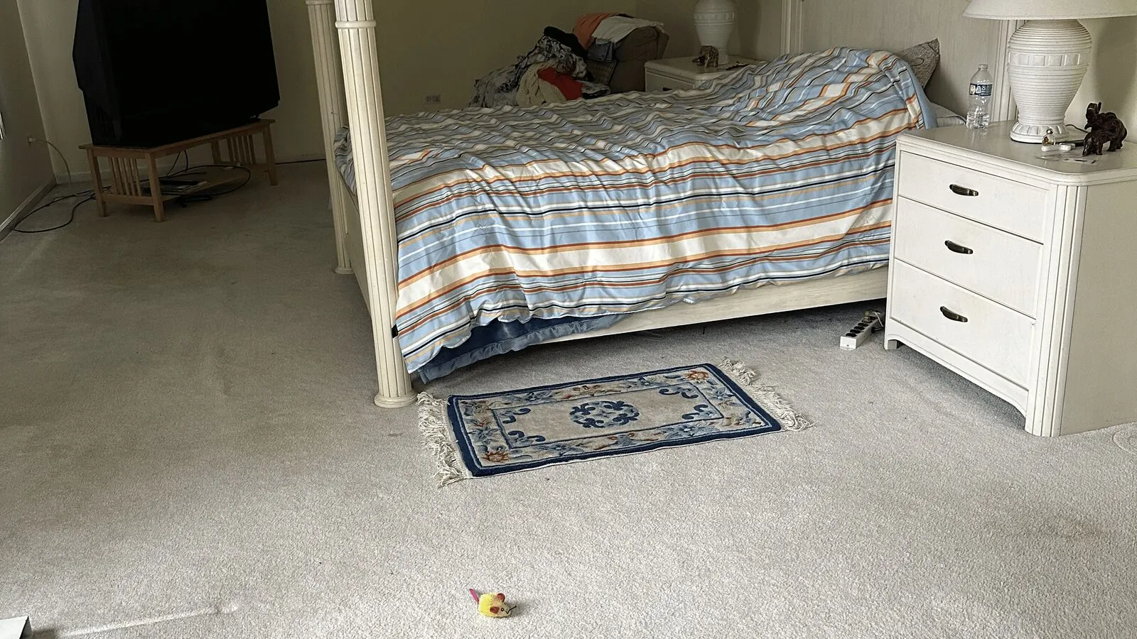 Interior room photo used with lower-level notes for 8936 Charrington Drive